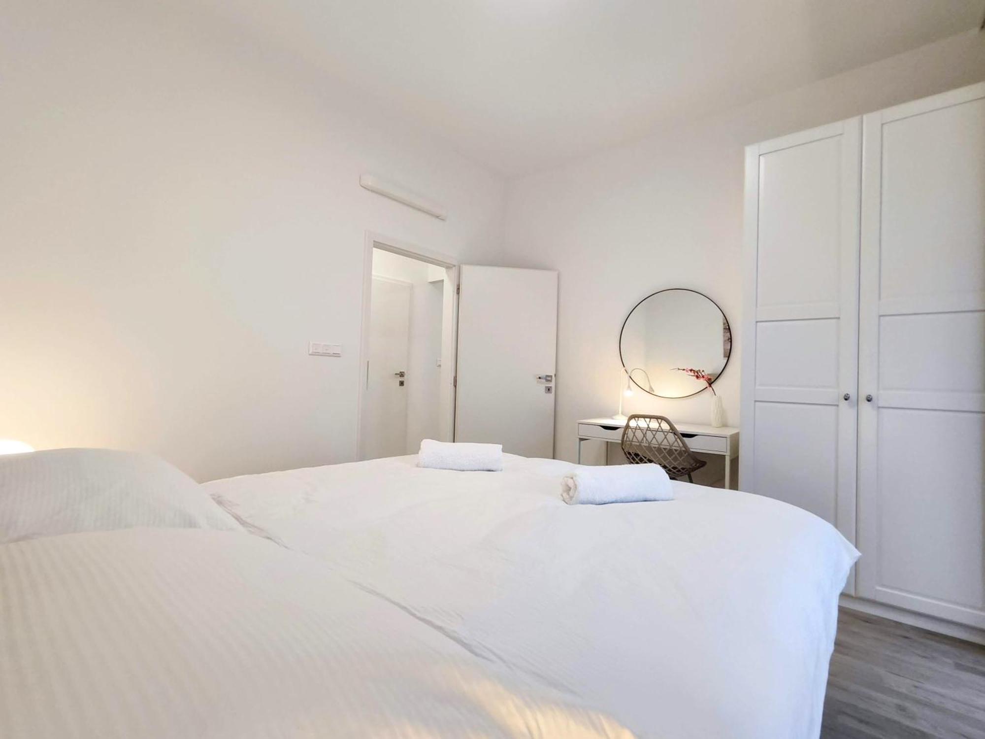 Wings - Brand New - Presidential Garden - Free Parking Apartamento Bratislava Exterior foto
